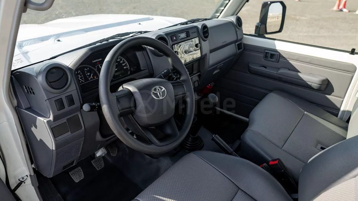Toyota Land Cruiser Pickup 70  TOYOTA LAND CRUISER | EXPORT ONLY-17-0