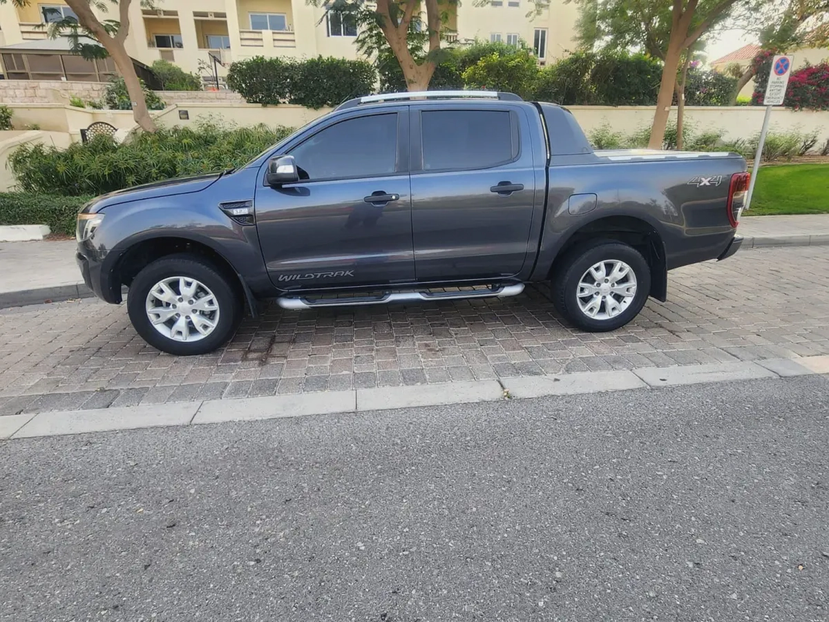 4X4 DIESEL 2015 Ford Ranger 3.2L || GCC Specs ||Well maintained single owner used-4-4