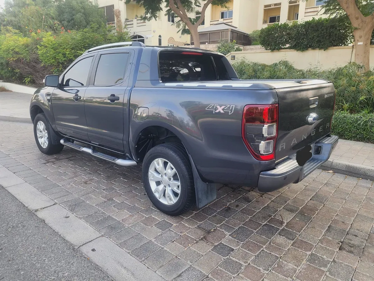 4X4 DIESEL 2015 Ford Ranger 3.2L || GCC Specs ||Well maintained single owner used-5-5