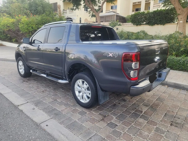 4X4 DIESEL 2015 Ford Ranger 3.2L || GCC Specs ||Well maintained single owner used