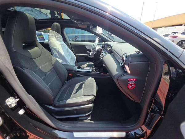 Mercedes Benz CLA 200 AMG Under Agency Warranty 2026 GCC - AED 175,000