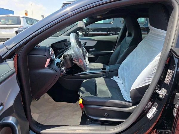 Mercedes Benz CLA 200 AMG Under Agency Warranty 2026 GCC - AED 175,000
