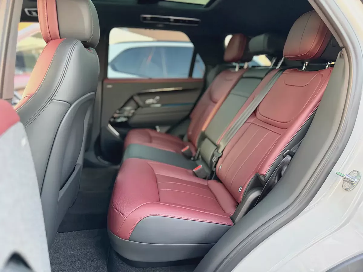Range Rover Sport Dynamic HSE Gcc Under Warranty-17-17