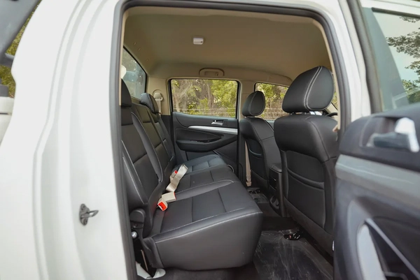 Dongfeng Rich 6 | Double Cabin 4X4 | Automatic | GCC Specs | Ref#D05416