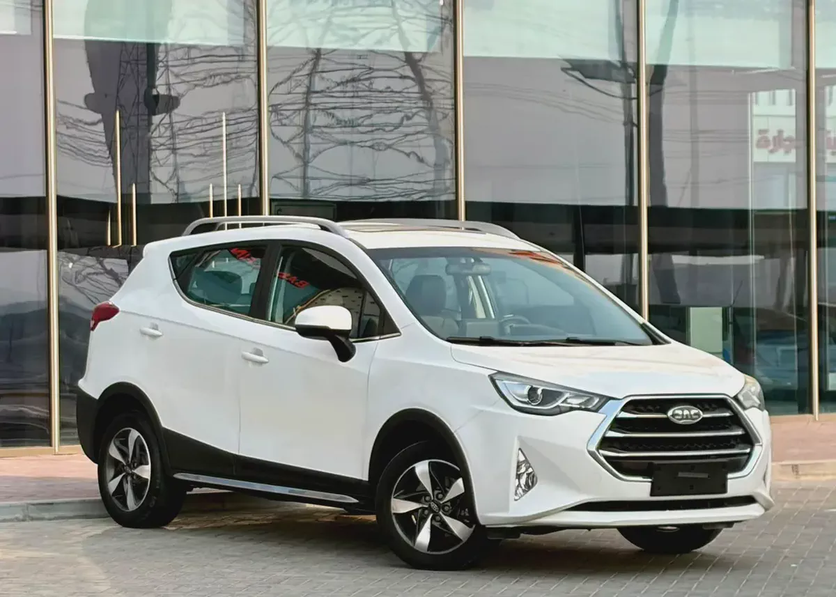 430-Monthly l GCC l Sunroof, Leather, Cruise l Accident Free