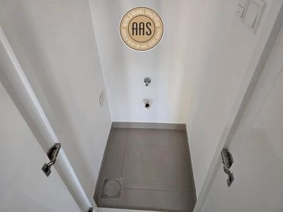 Elegant & Spacious 2BHK with all amenities only in 82k/yr-4