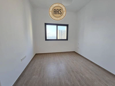 Elegant & Spacious 2BHK with all amenities only in 82k/yr-5