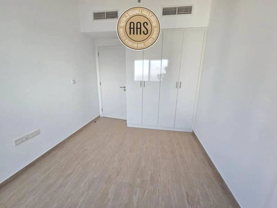 Elegant & Spacious 2BHK with all amenities only in 82k/yr-6