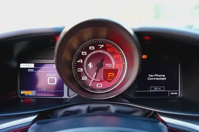 Ferrari GTC4 Lusso T 2018 GCC Specs Low Mileage-12