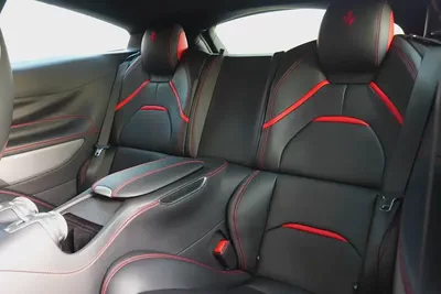 Ferrari GTC4 Lusso T 2018 GCC Specs Low Mileage-14