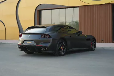 Ferrari GTC4 Lusso T 2018 GCC Specs Low Mileage-3