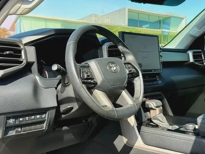 AED 2,560 P.M | 0% DOWN PAYMENT | TOYOTA TUNDRA LIMITED CREWMAX | 2022 | CLEAN TITLE-12