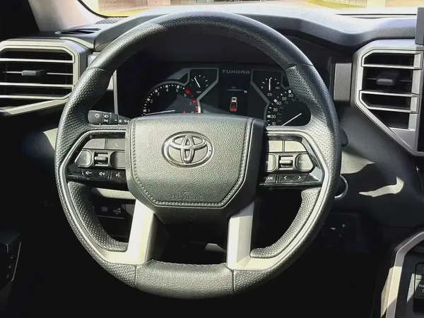 AED 2,560 P.M | 0% DOWN PAYMENT | TOYOTA TUNDRA LIMITED CREWMAX | 2022 | CLEAN TITLE