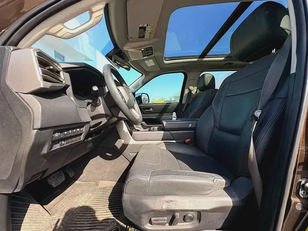 AED 2,560 P.M | 0% DOWN PAYMENT | TOYOTA TUNDRA LIMITED CREWMAX | 2022 | CLEAN TITLE