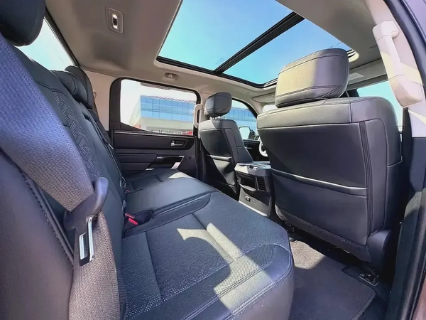 AED 2,560 P.M | 0% DOWN PAYMENT | TOYOTA TUNDRA LIMITED CREWMAX | 2022 | CLEAN TITLE
