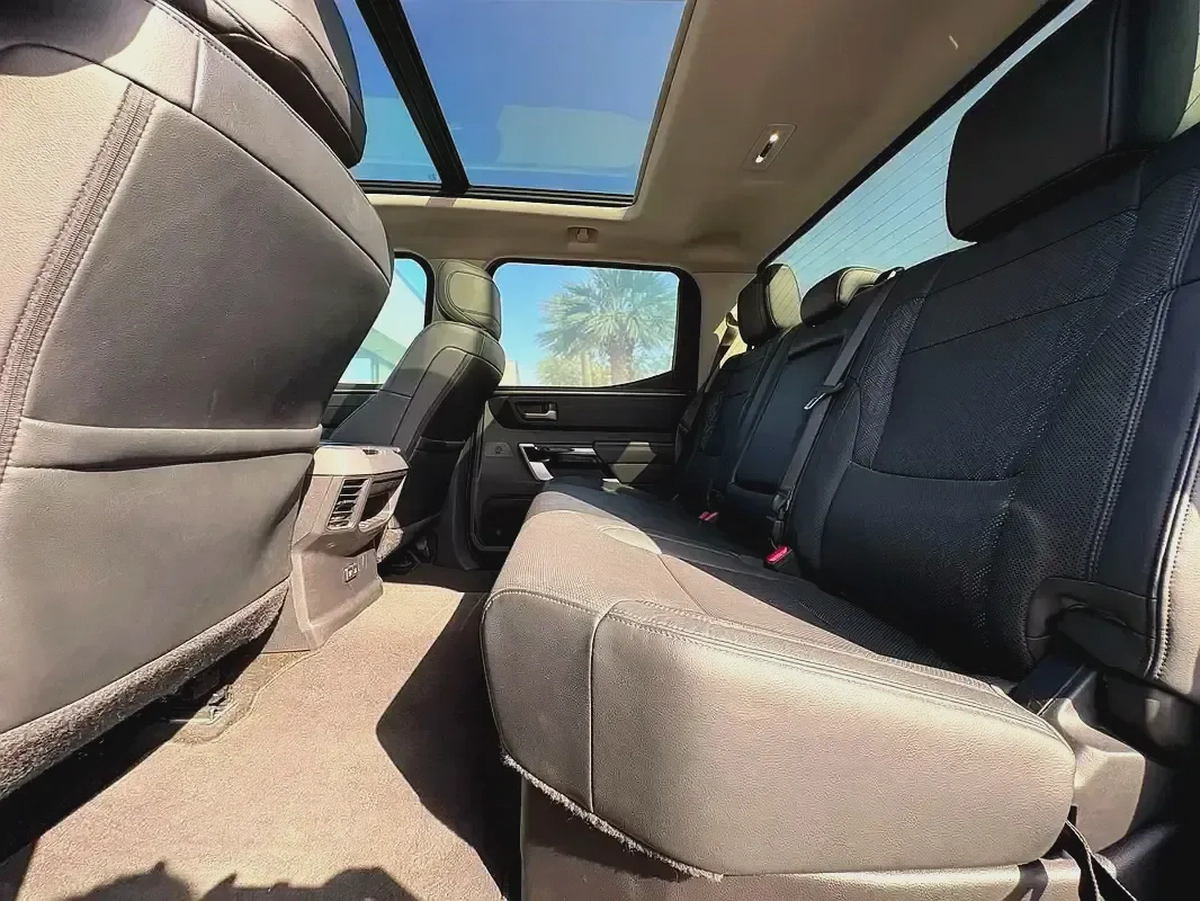 AED 2,560 P.M | 0% DOWN PAYMENT | TOYOTA TUNDRA LIMITED CREWMAX | 2022 | CLEAN TITLE-9-9