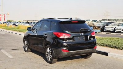 HYUNDAI TUCSON 2015 EMI STARTS AT 1575 AVAILABLE ON ZERO DOWNPAYMENT BANK FINANCE AND CASH-7