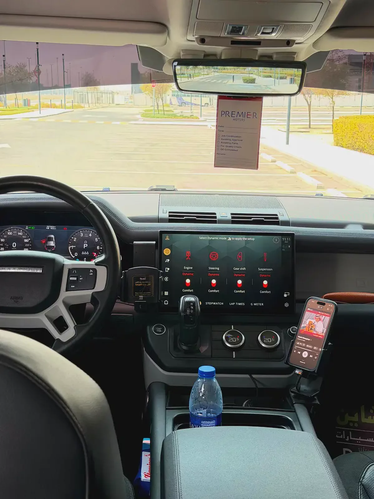 Pristine 2020 Land Rover Defender 110 HSE | GCC Specs | Full Service History-6-6