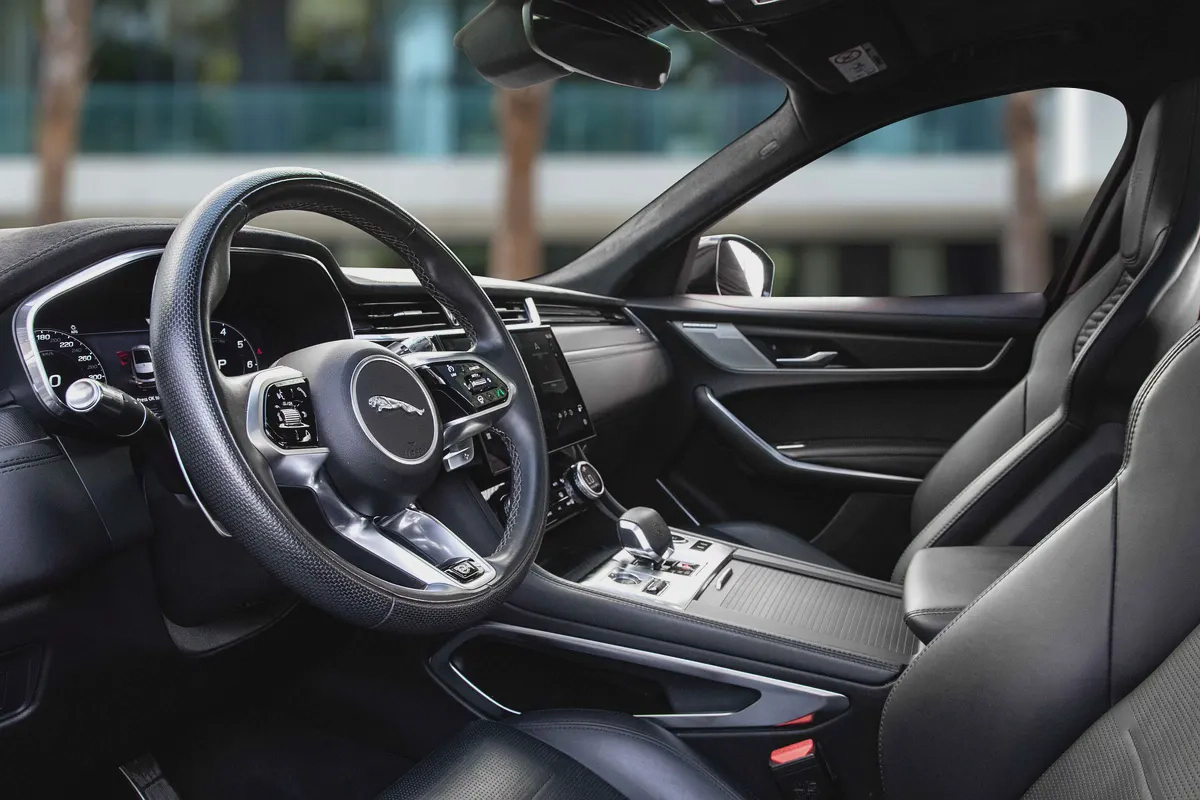 4,444 P.M | SVR | Jaguar Warranty + S/Contract (Al Tayer) | 0% Downpayment-8-8
