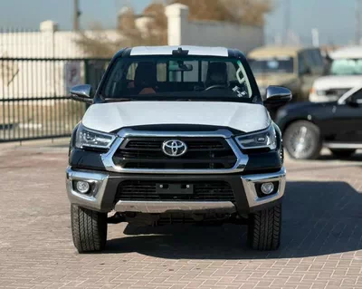 Toyota Hilux SR5 2.7L Petrol 4WD 2026 Export Price @ 137,500 AED-10