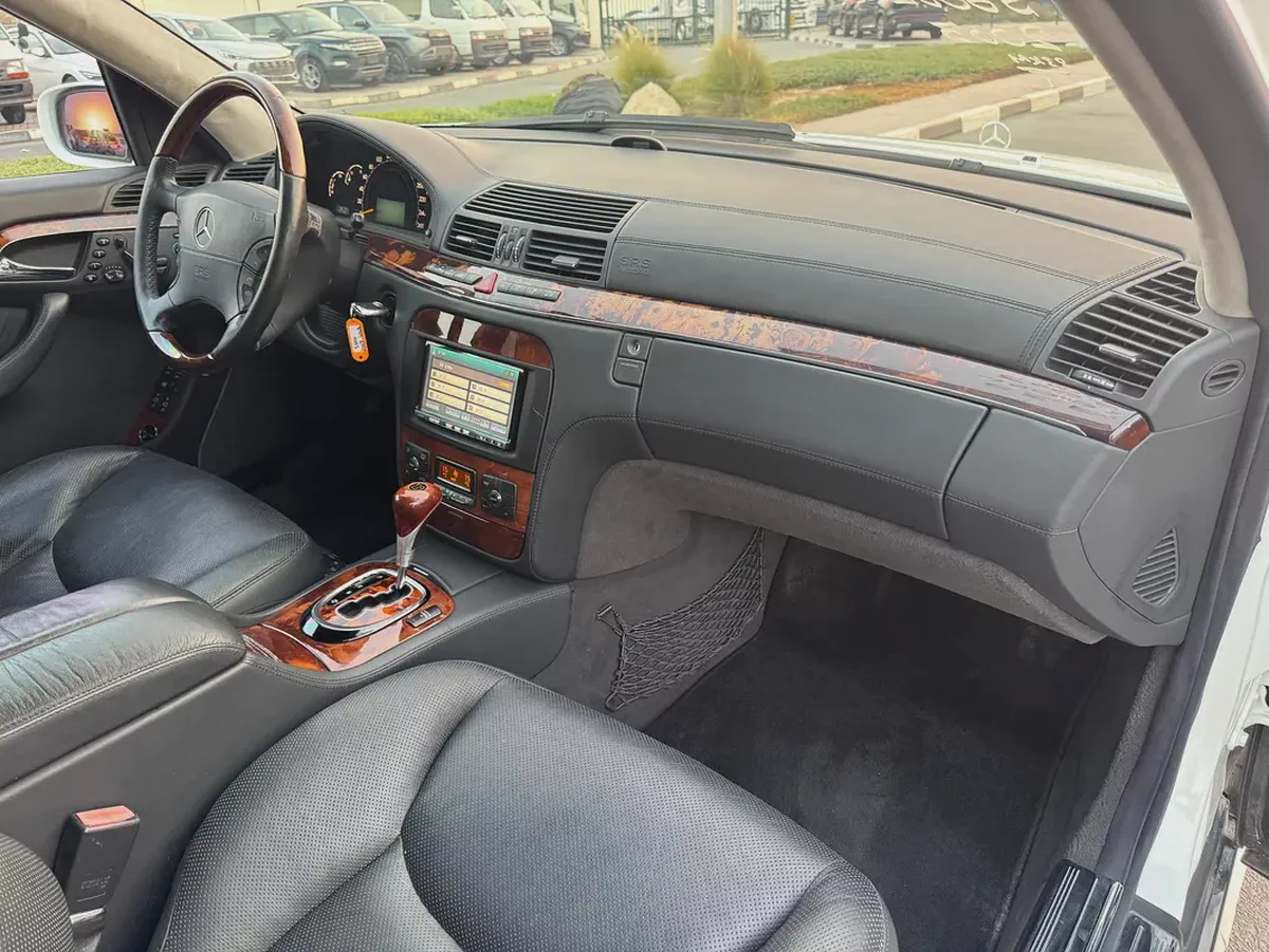 Mercedes-Benz S-Class S 600L 2003 - Japanese Specs Auction Grade 4/B-9-9