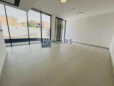 Modern Luxurious Brand New 4bhk + Private Pool + Gate Community + Maid Room -10