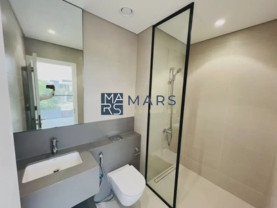 Modern Luxurious Brand New 4bhk + Private Pool + Gate Community + Maid Room -26