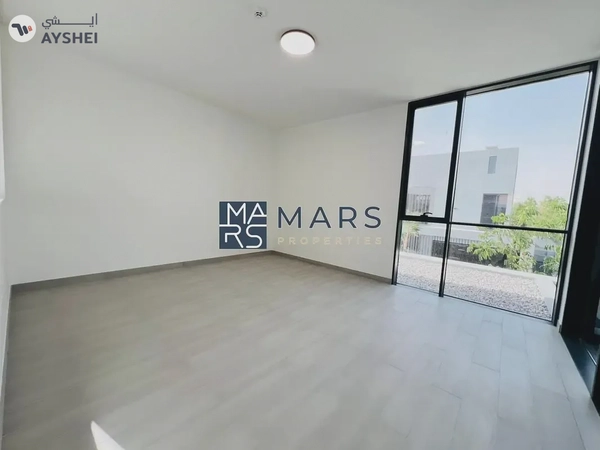 Modern Luxurious Brand New 4bhk + Private Pool + Gate Community + Maid Room 