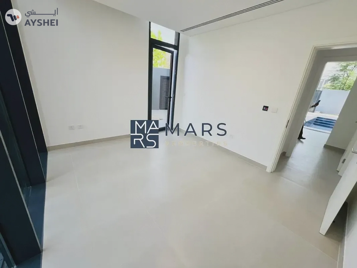 Modern Luxurious Brand New 4bhk + Private Pool + Gate Community + Maid Room -3-3