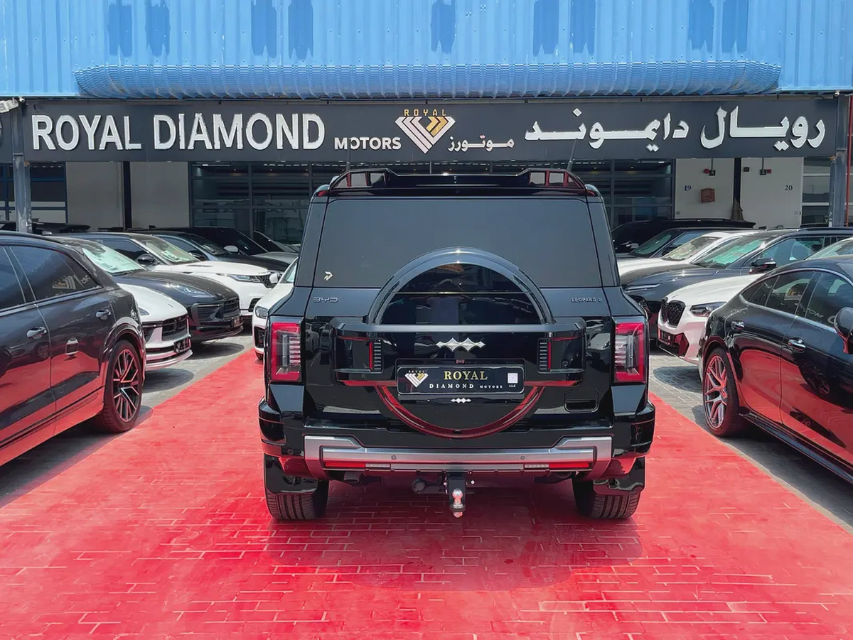 BYD Leopard 8 Flagship 2025 | Brand New | Chinese Specs | Advanced Off-Road Hybrid-4-4