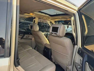Mitsubshi pajero 2013 fullopshin goldcolor GCC-4
