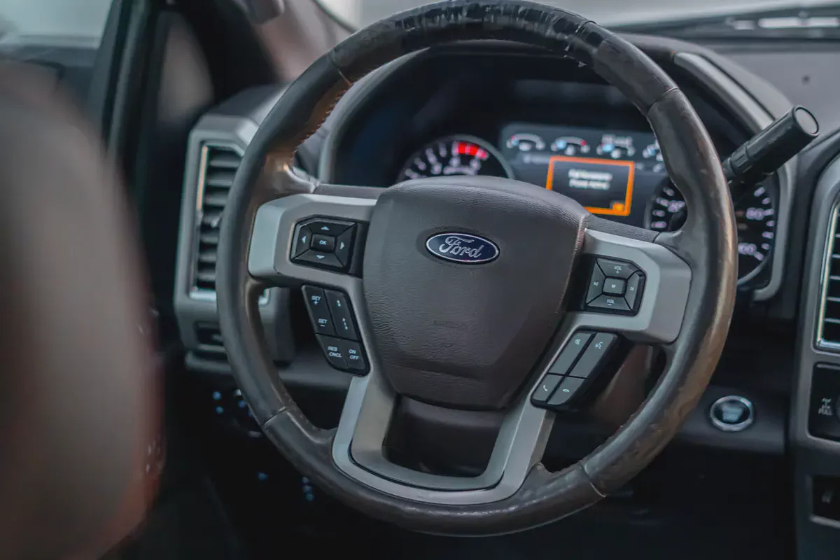 2017 Ford F-350 SUPER DUTY American Specs - Ready to Work!-8-8