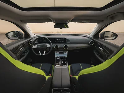 AED 1,299 PM |  FORTHING | T5 Hybrid | UNDER WARRANTY | FULL SERVICE HISTORY | 0% DOWNPAYMENT-10