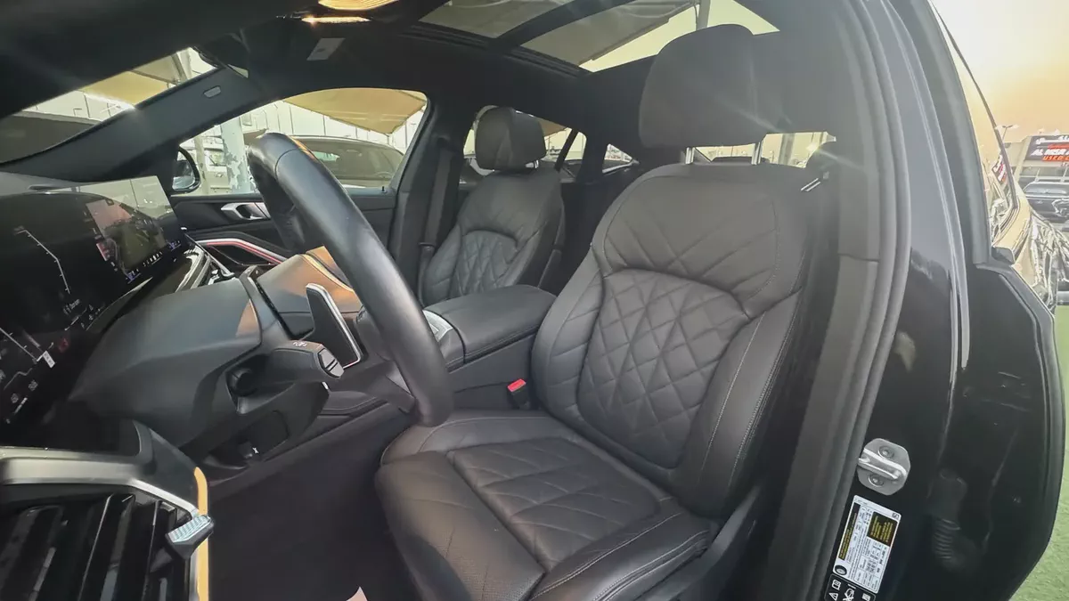 BMW X6 xDrive40i 2025 - clean title بي ام دبليو اكس ٦ موديل ٢٠٢٥ وارد امريكا كلين تايتل-10-10