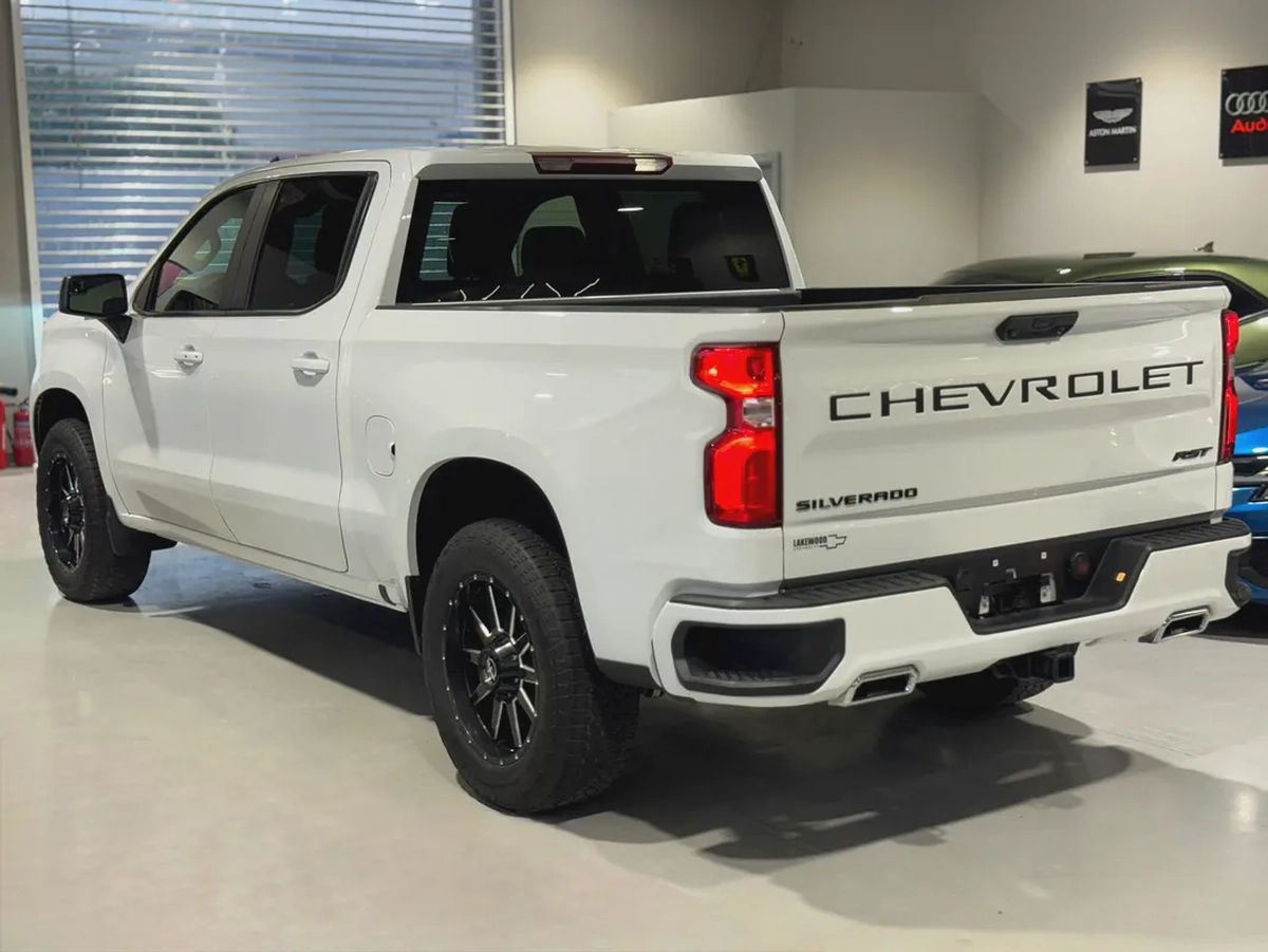 Chevrolet Silverado 1500 RST | 2024 | low mileage | Pristine Condition-5-5