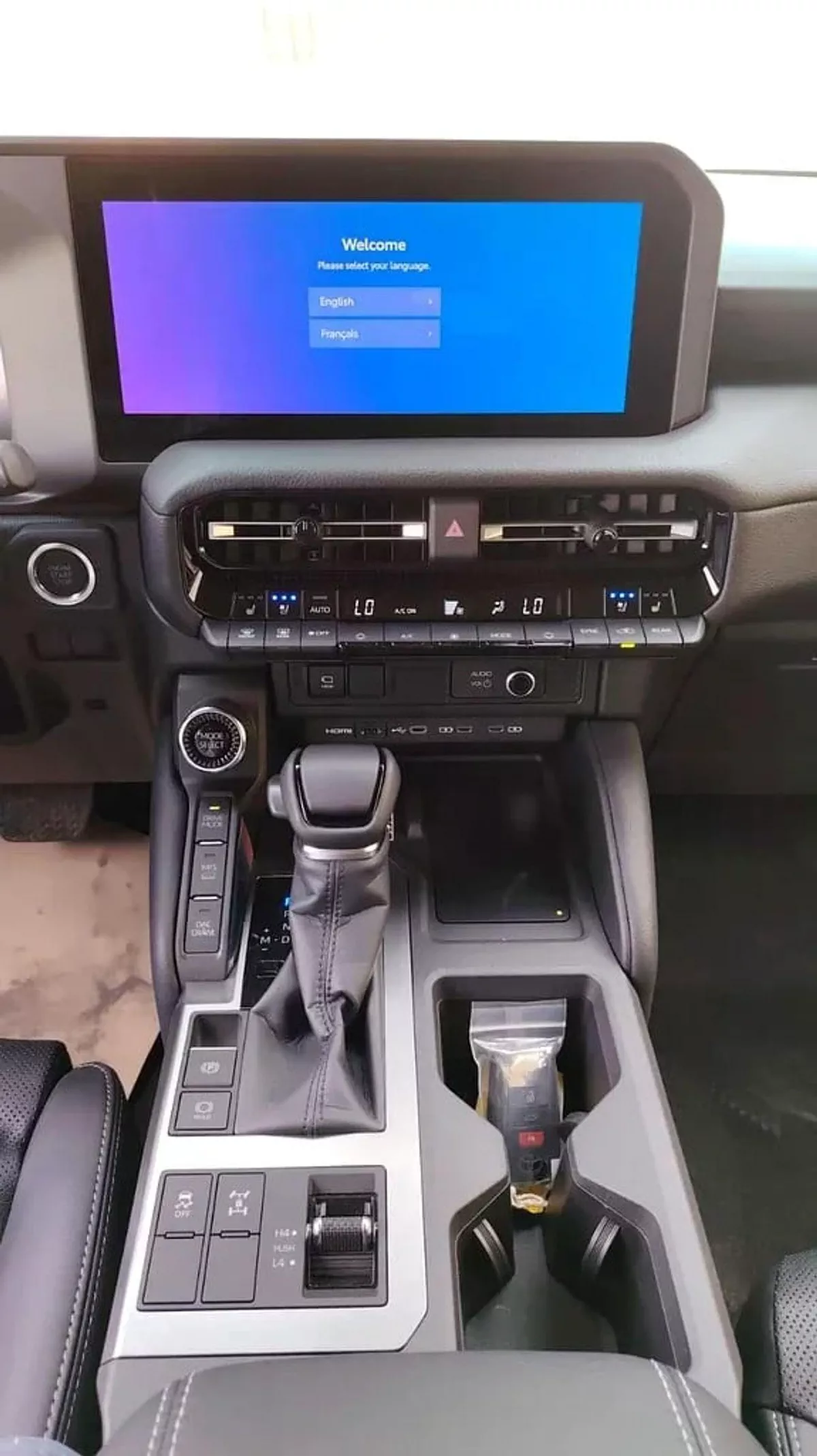 Toyota Prado GXR (LHD) PRADO LUXURY 2.4P AT MY2026-14-0