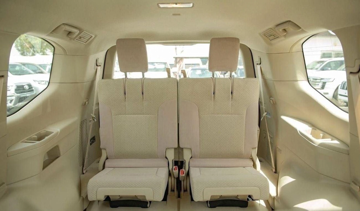 Toyota Land Cruiser LC300 GXR 3.3D AT MY2025 – BLACK-18-18