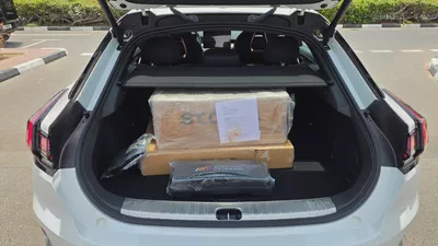 ZEEKR 001 RWD (White)-20