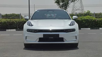 ZEEKR 001 RWD (White)-2