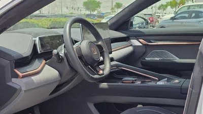 ZEEKR 001 RWD (White)-6