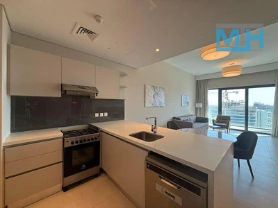 SOL Avenue, Business Bay, Dubai-18