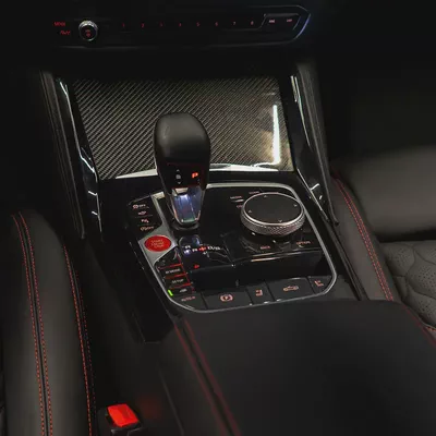 AED 4,982 p.m • 0% Downpayment • BMW M4 Competition x-Drive   • Agency Warranty-13