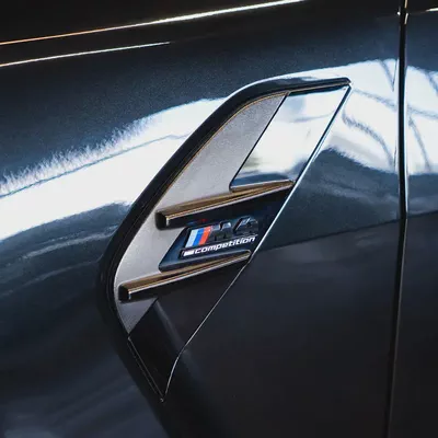 AED 4,982 p.m • 0% Downpayment • BMW M4 Competition x-Drive   • Agency Warranty-8