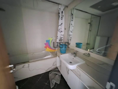 WELL MAINTAINED 1BR W/ BALCONY ALL AMENITIES FOR FAMILY 65K-17