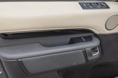 Land Rover Discovery 2019-4