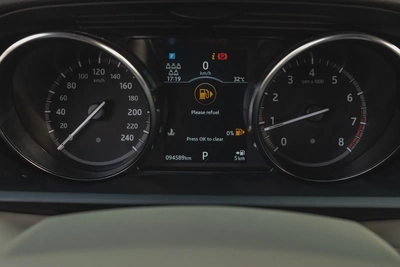 Land Rover Discovery 2019-7