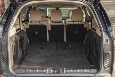 Land Rover Discovery 2019-5