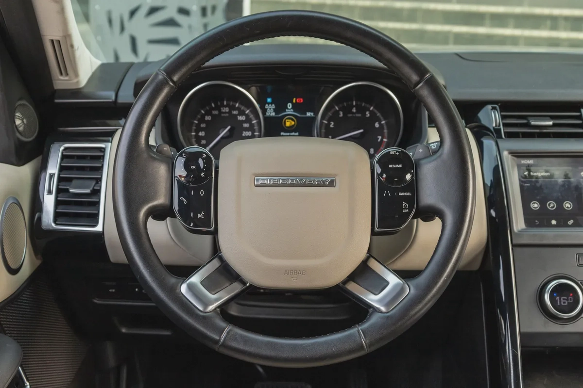 Land Rover Discovery 2019-16-16