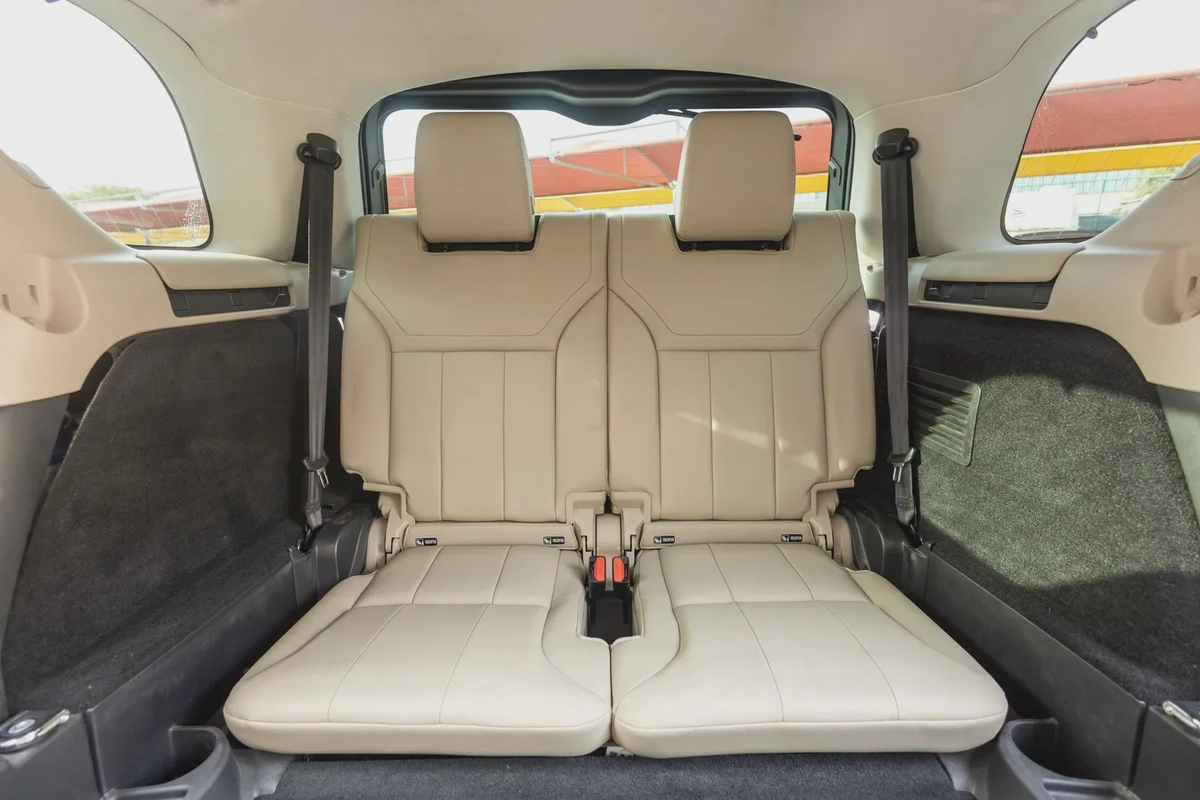 Land Rover Discovery 2019-8-8