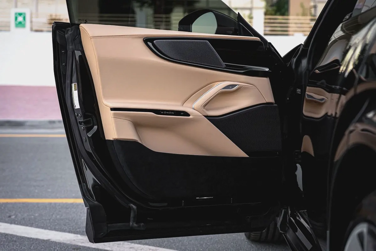 2026 Ferrari Purosangue | Full Carbon Fiber | Brand New 700km | Service Package till 2035-7-7